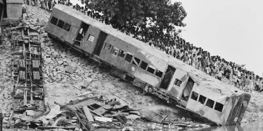 İspanya'daki kaza hafızaları tazeledi: Dünya tarihinin en büyük tren kazaları 6